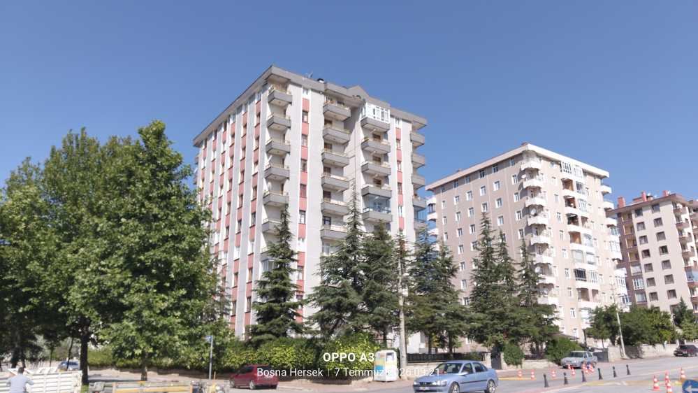 BOSNA MESAJ CADDESİ GÜRLEK SİTESİNDE KİRALIK 2+1 ARA KAT DAİRE
