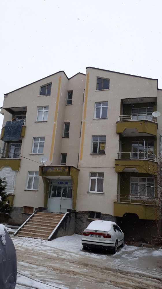 BOSNADA KİRALIKBİREYSEL KOMBİLİ GÜNEY CEPHELİ ARA KAT DAİRE